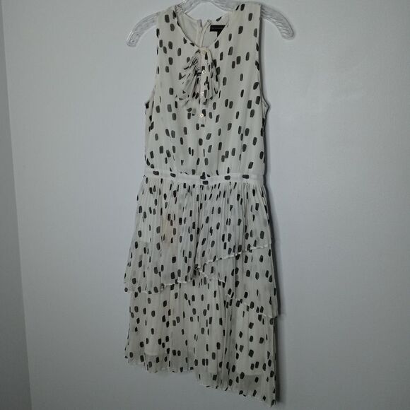 Banana Republic lightweight polka dot dress - Picture 2 of 7